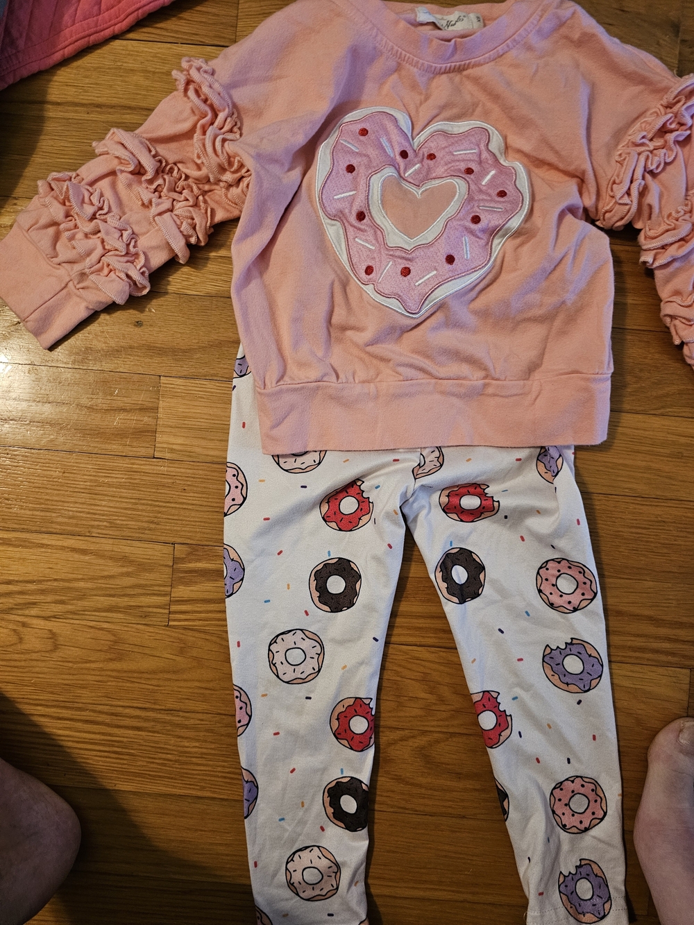 Kids Pink Heart Sweatshirt & Donut Leggings Matching Set